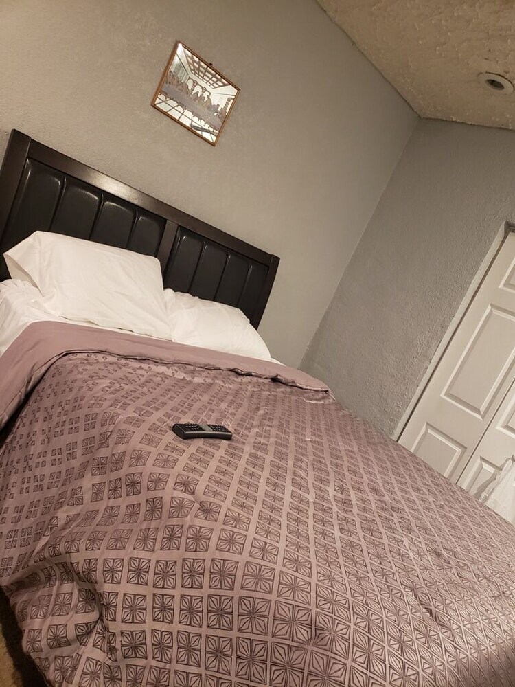 Superbowl Special - Ideal, Hardrock Stadium, Town Center