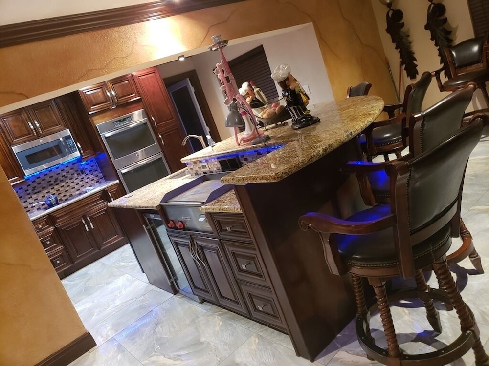 Superbowl Special - Ideal, Hardrock Stadium, Town Center