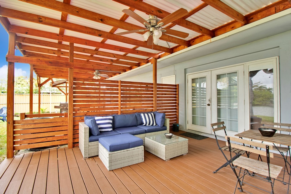 ★Lake View B★King Bed| Parking|WIFI|8 Mins 2 Beach