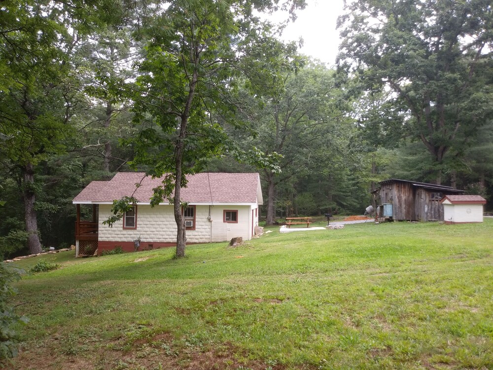 Mountaintop Farmhouse on the "Trail of Tears".