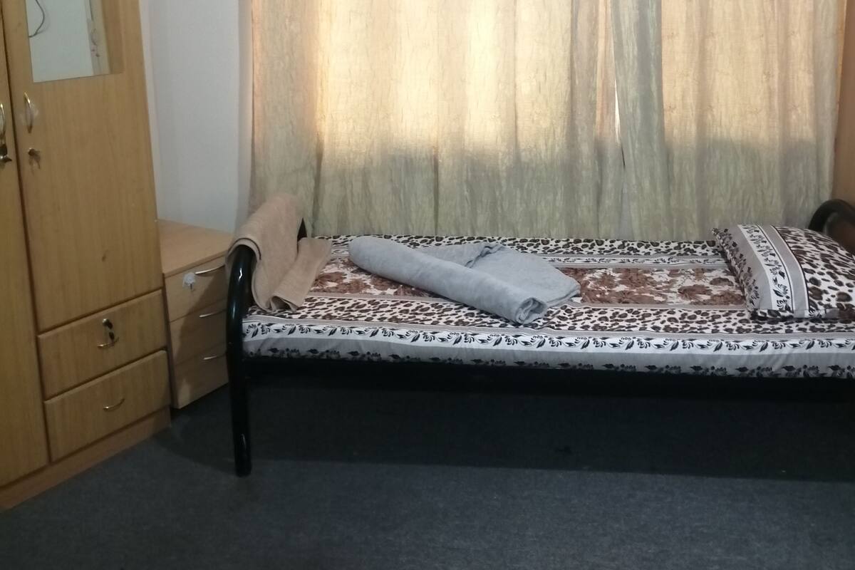 We Have Shared Dormitory In Very Cheap Price Cleaning Free Very Close To Metro Station Friendly Guest N Host Dubai Hotelbewertungen 21 Expedia De
