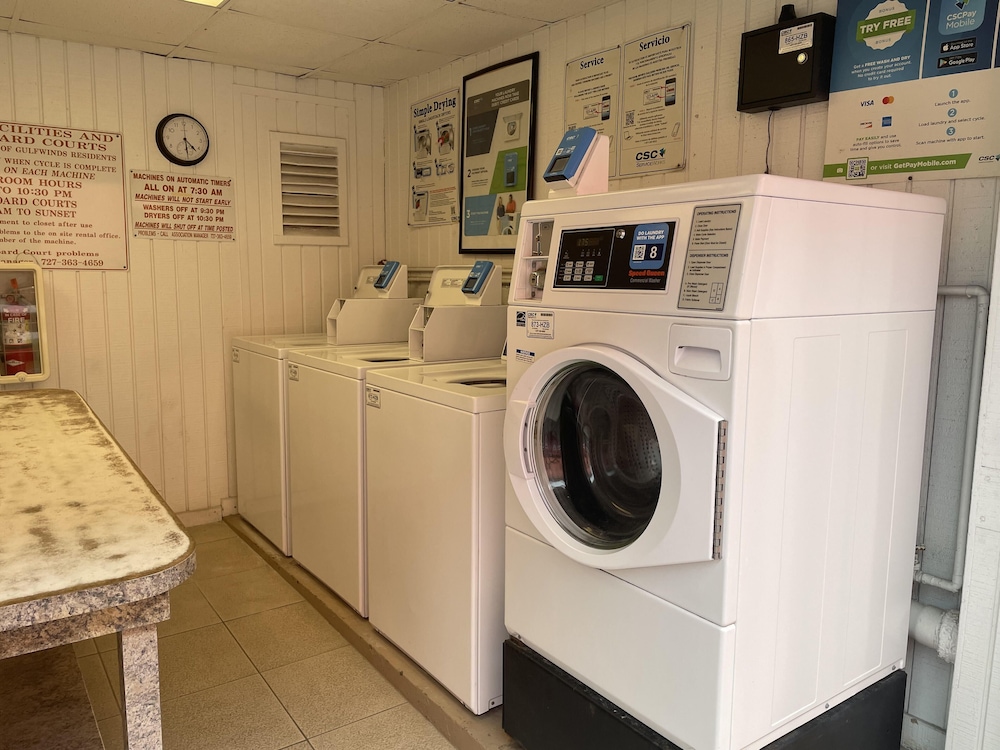 Gulf Winds 105 Studio