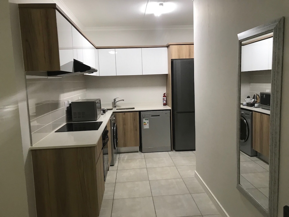 Keyless entryThe Blyde (Crystal clear lagoon and pool). Pretoria AU3,017 Deals & Reviews