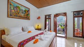 Meja kerja, tempat tidur lipat/ekstra (biaya tambahan), dan Wi-Fi gratis