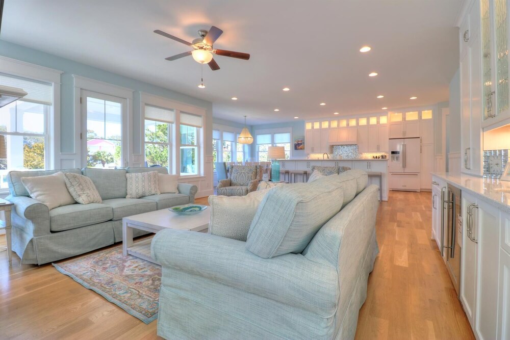 SEASIDE PALACE - STUNNING New Build in Seawatch Community