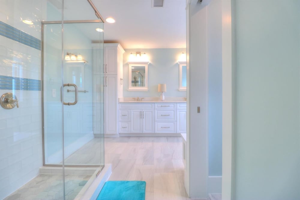 SEASIDE PALACE - STUNNING New Build in Seawatch Community