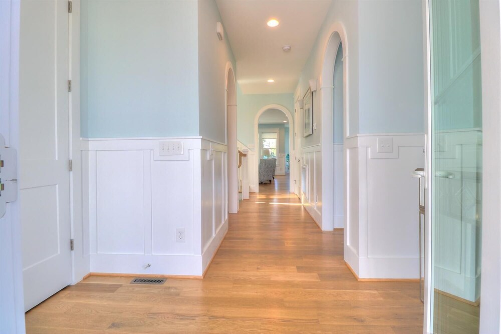 SEASIDE PALACE - STUNNING New Build in Seawatch Community