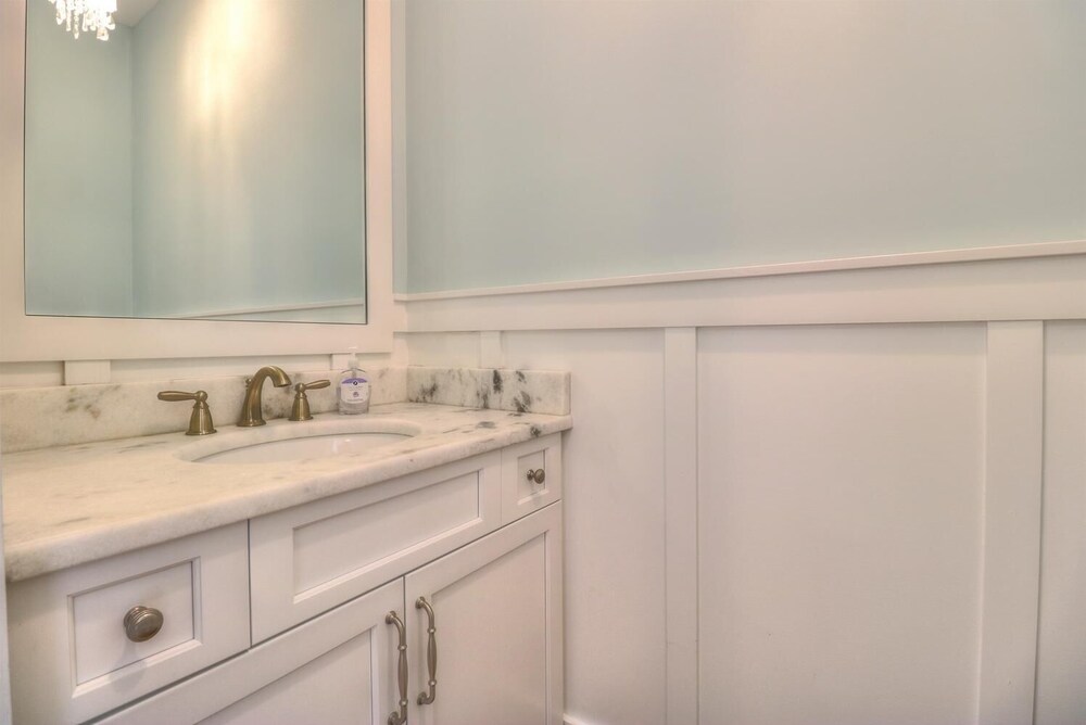 SEASIDE PALACE - STUNNING New Build in Seawatch Community