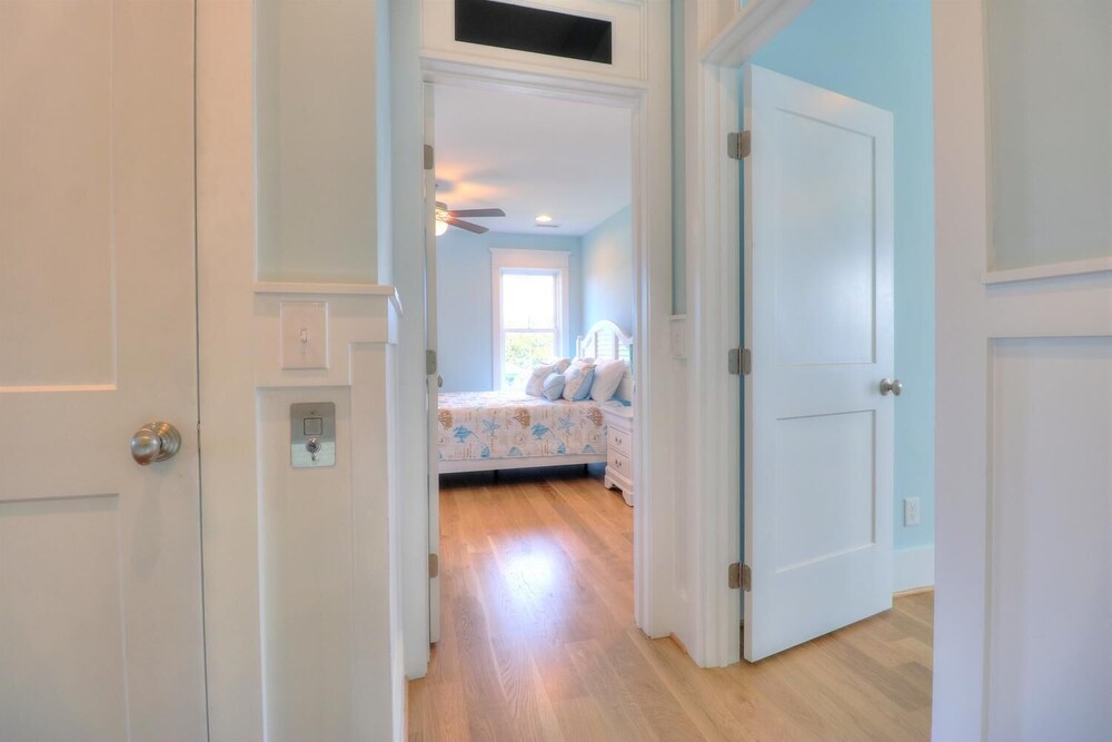 SEASIDE PALACE - STUNNING New Build in Seawatch Community