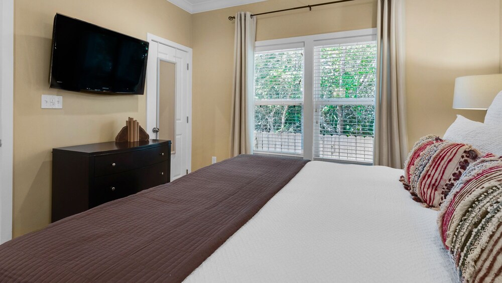 Mellow Yellow Beach Cottage in Seagrove Beach Pet Friendly Gulf