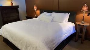 2 bedrooms, iron/ironing board, Internet, linens