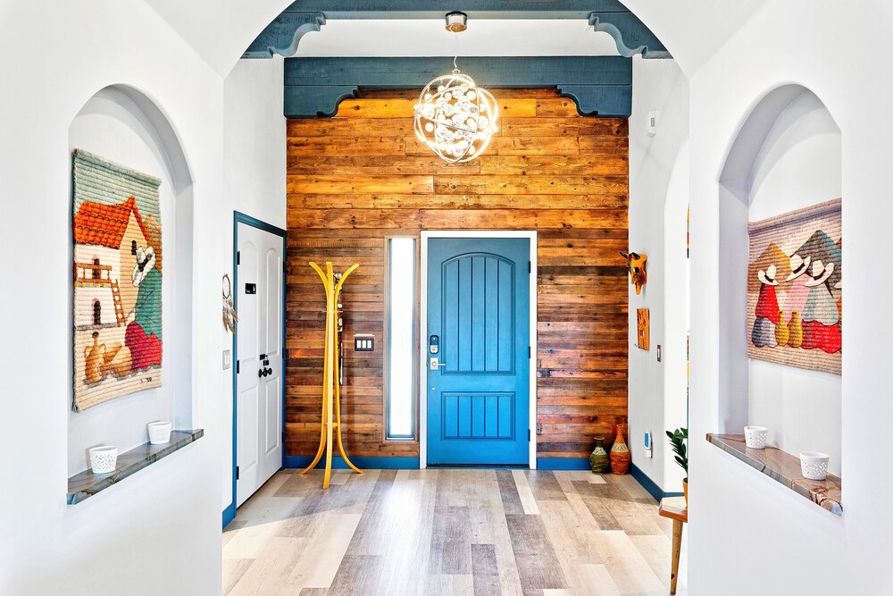 セ*ナ様 house on the hill House on the Hill (2012) - IMDb