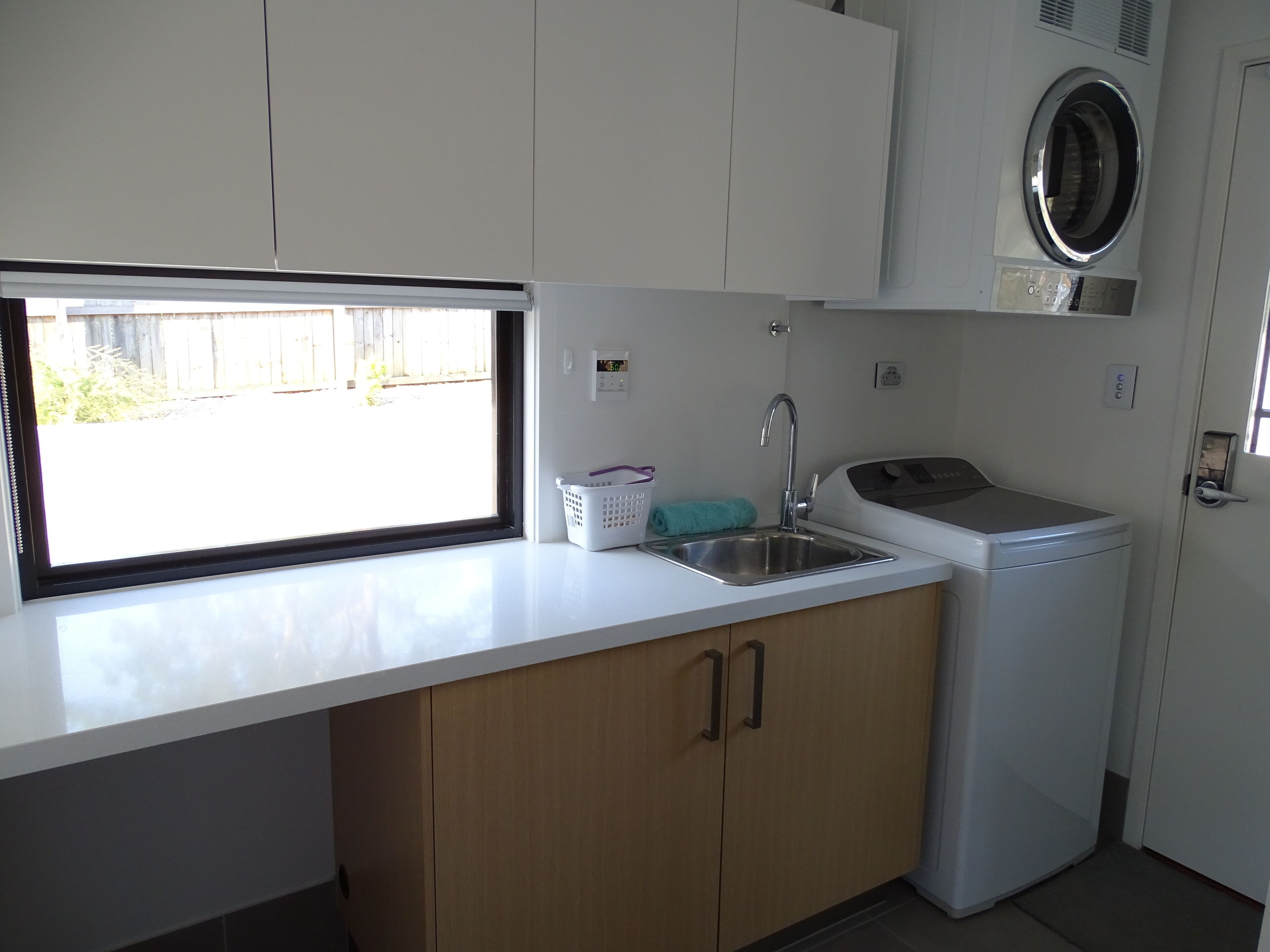 A tranquil bushland retreat with KB, Ducted AC and access to a heated pool.