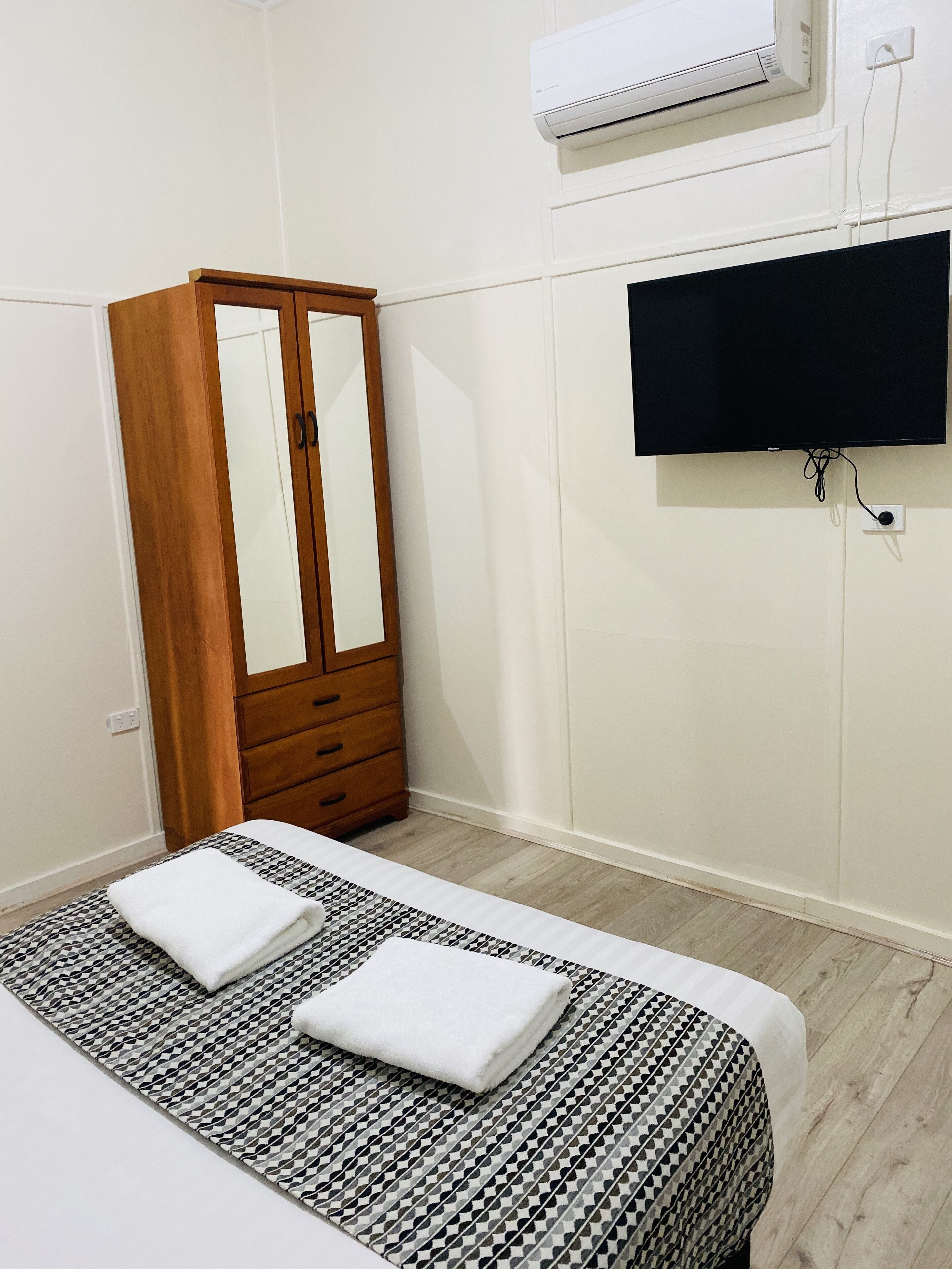 Castlereagh Lodge Motel