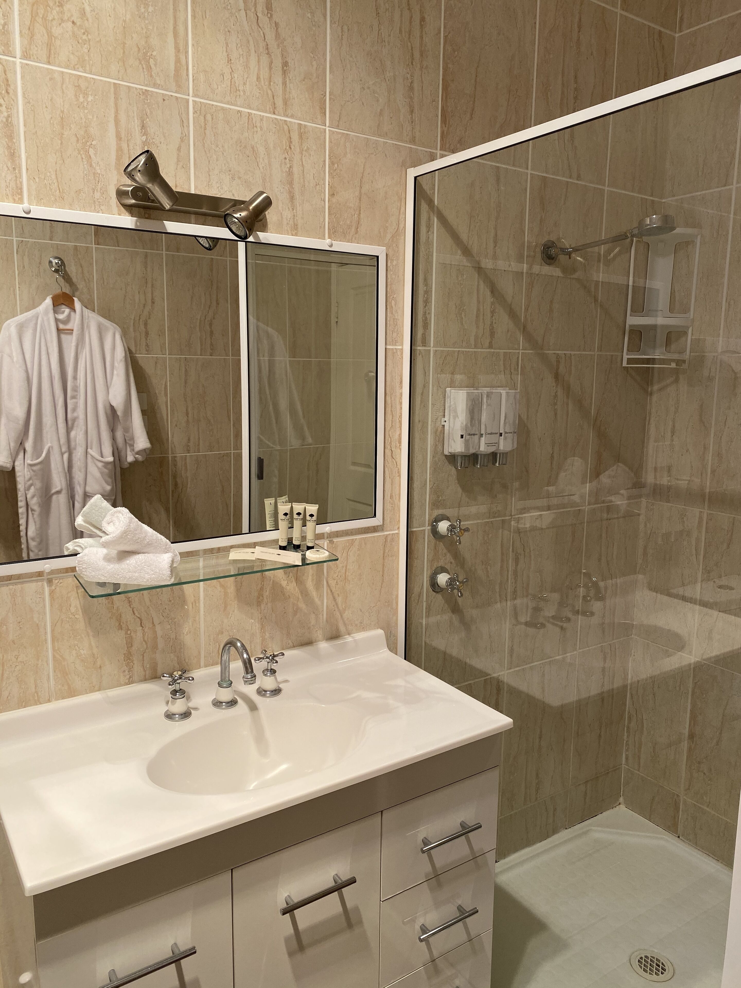 Castlereagh Lodge Motel