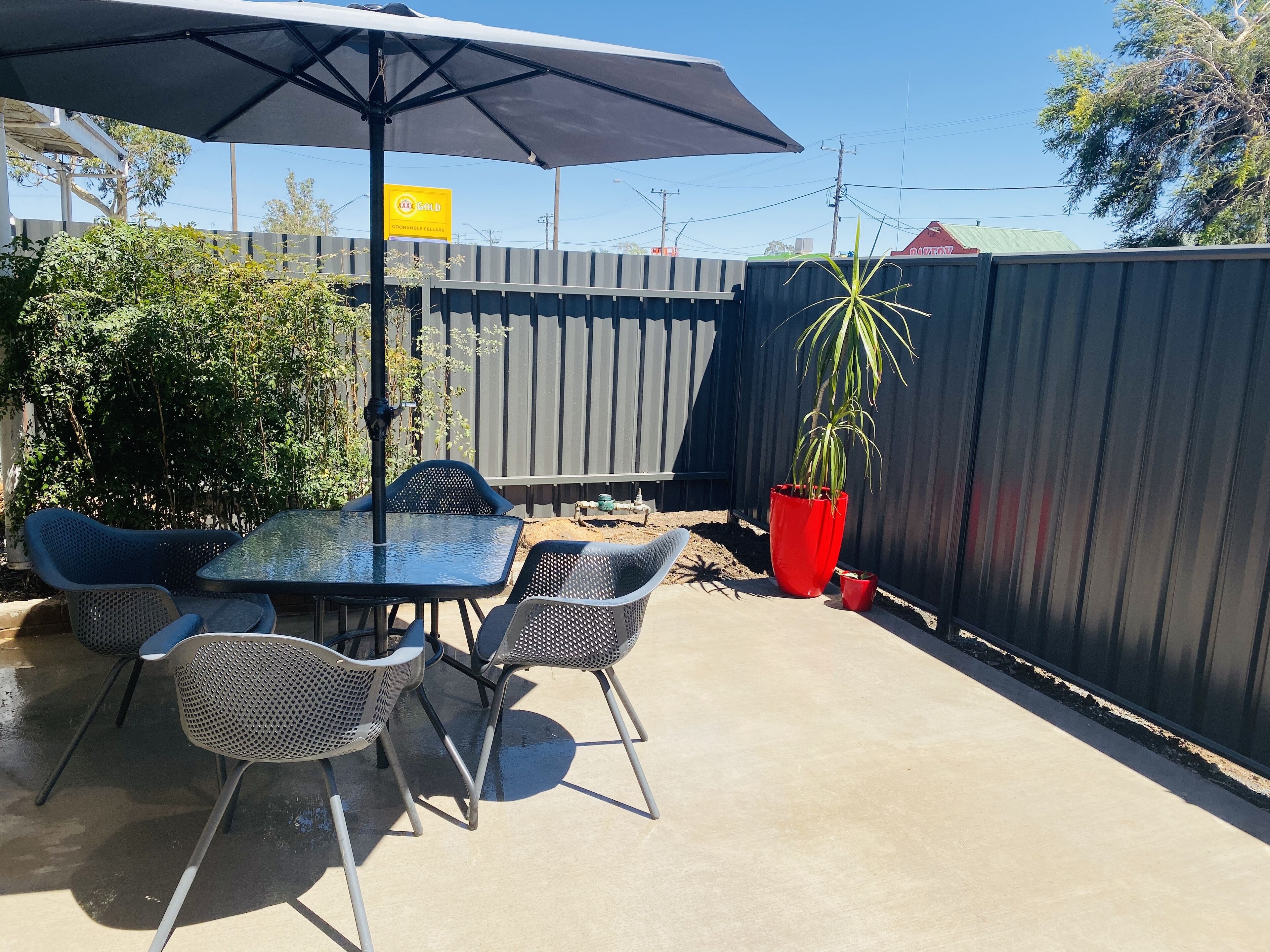 Castlereagh Lodge Motel