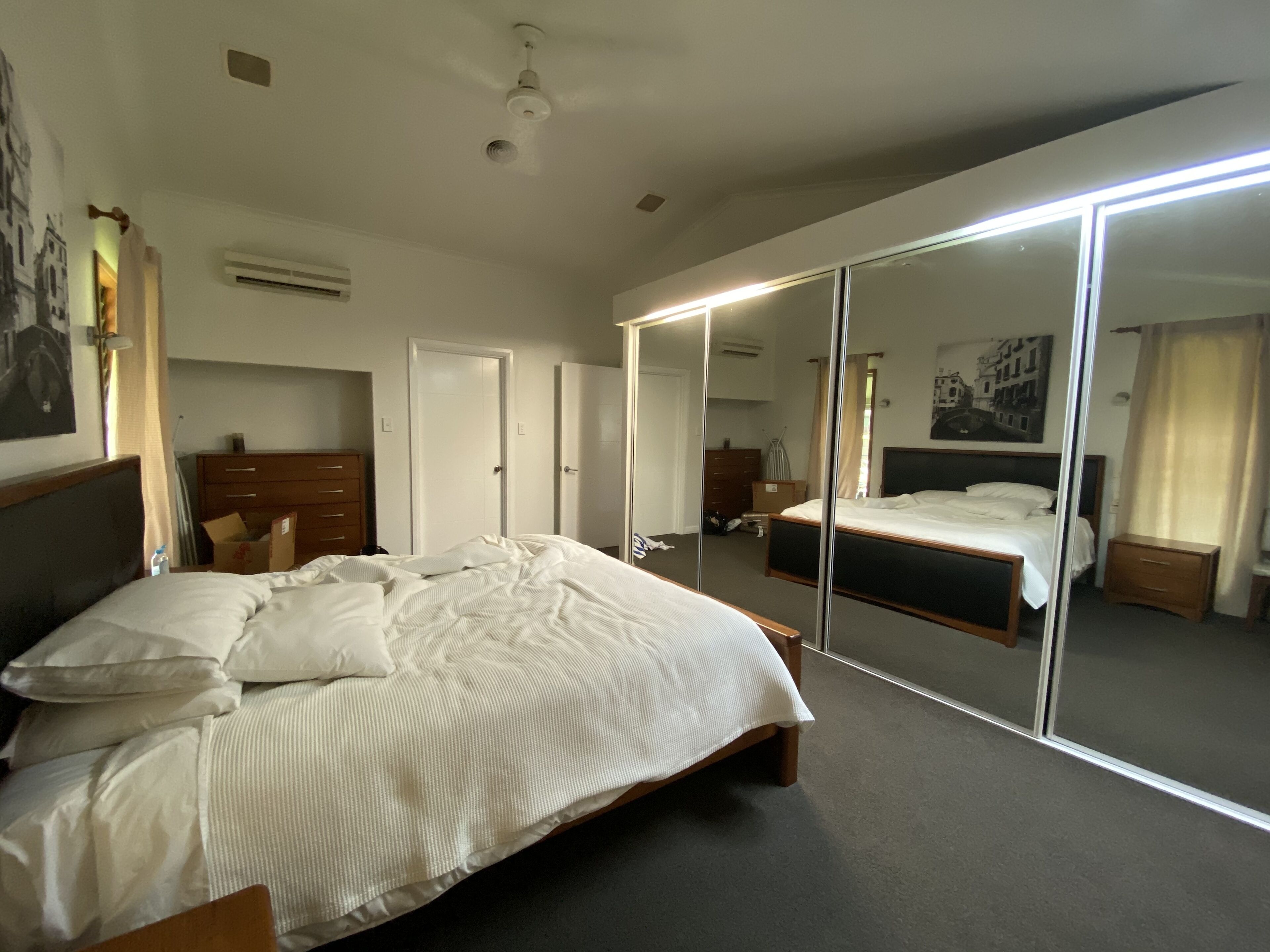 Resort Style Home in a Tropical Garden Close to City