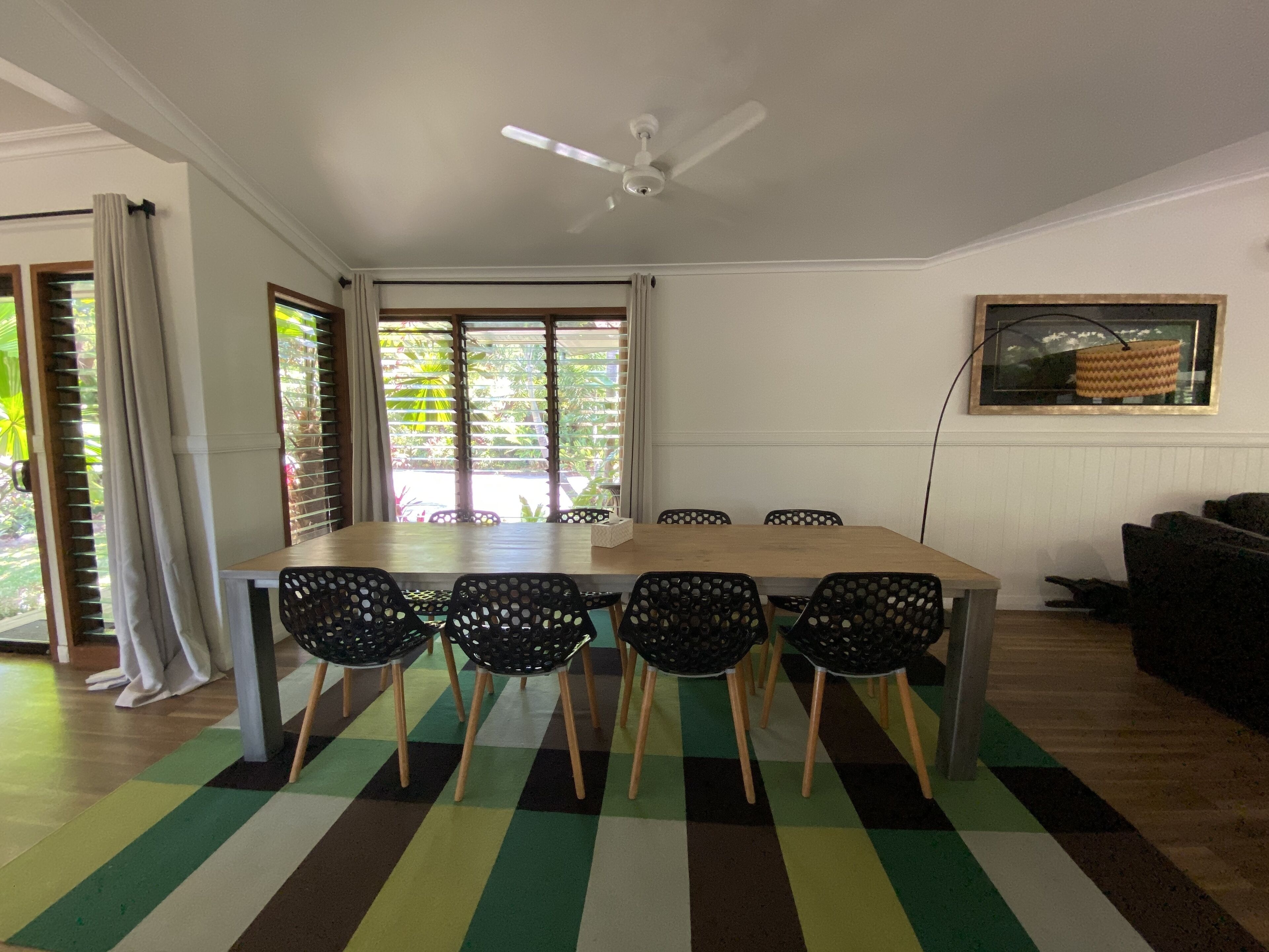 Resort Style Home in a Tropical Garden Close to City