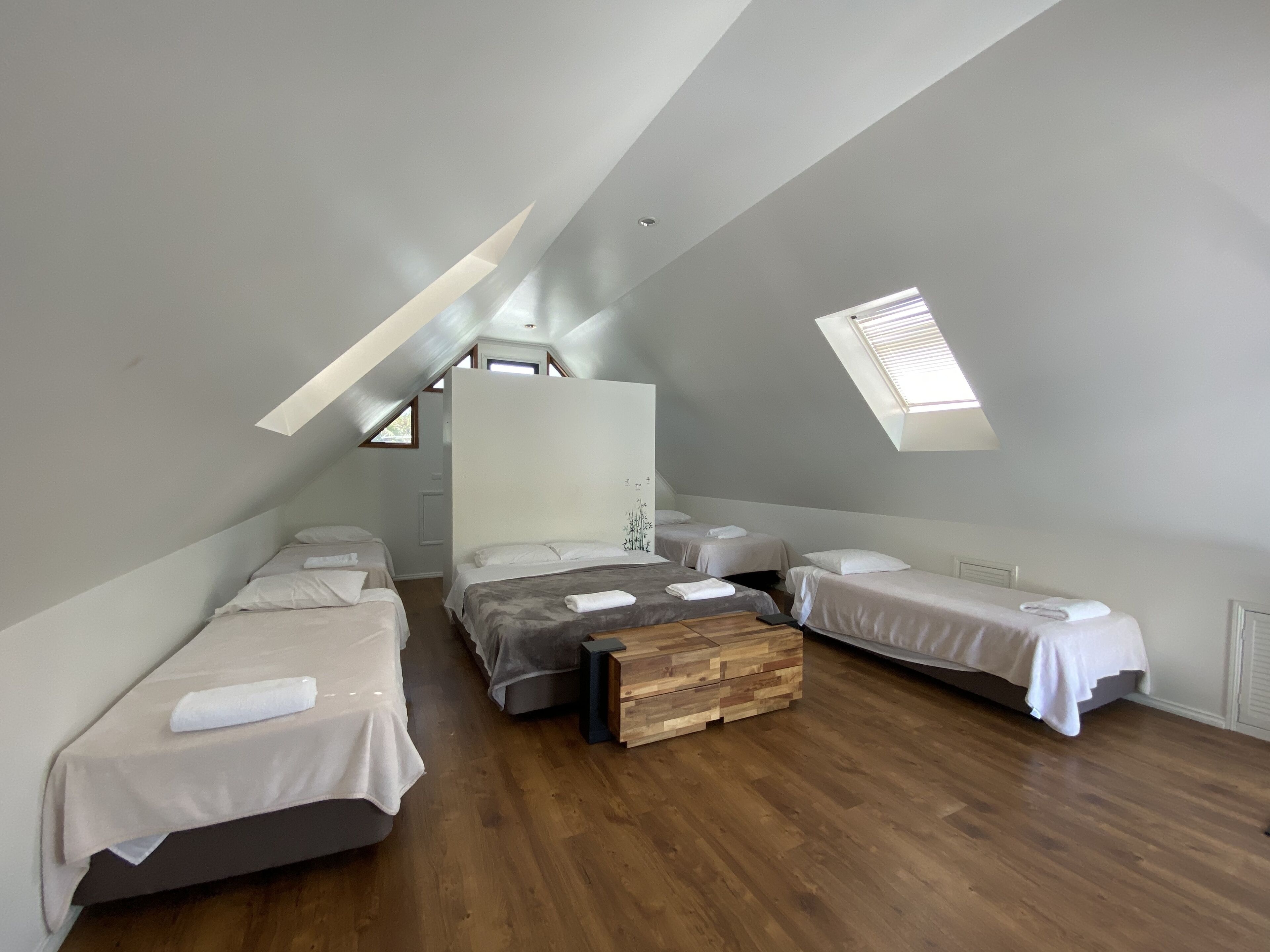 Resort Style Home in a Tropical Garden Close to City