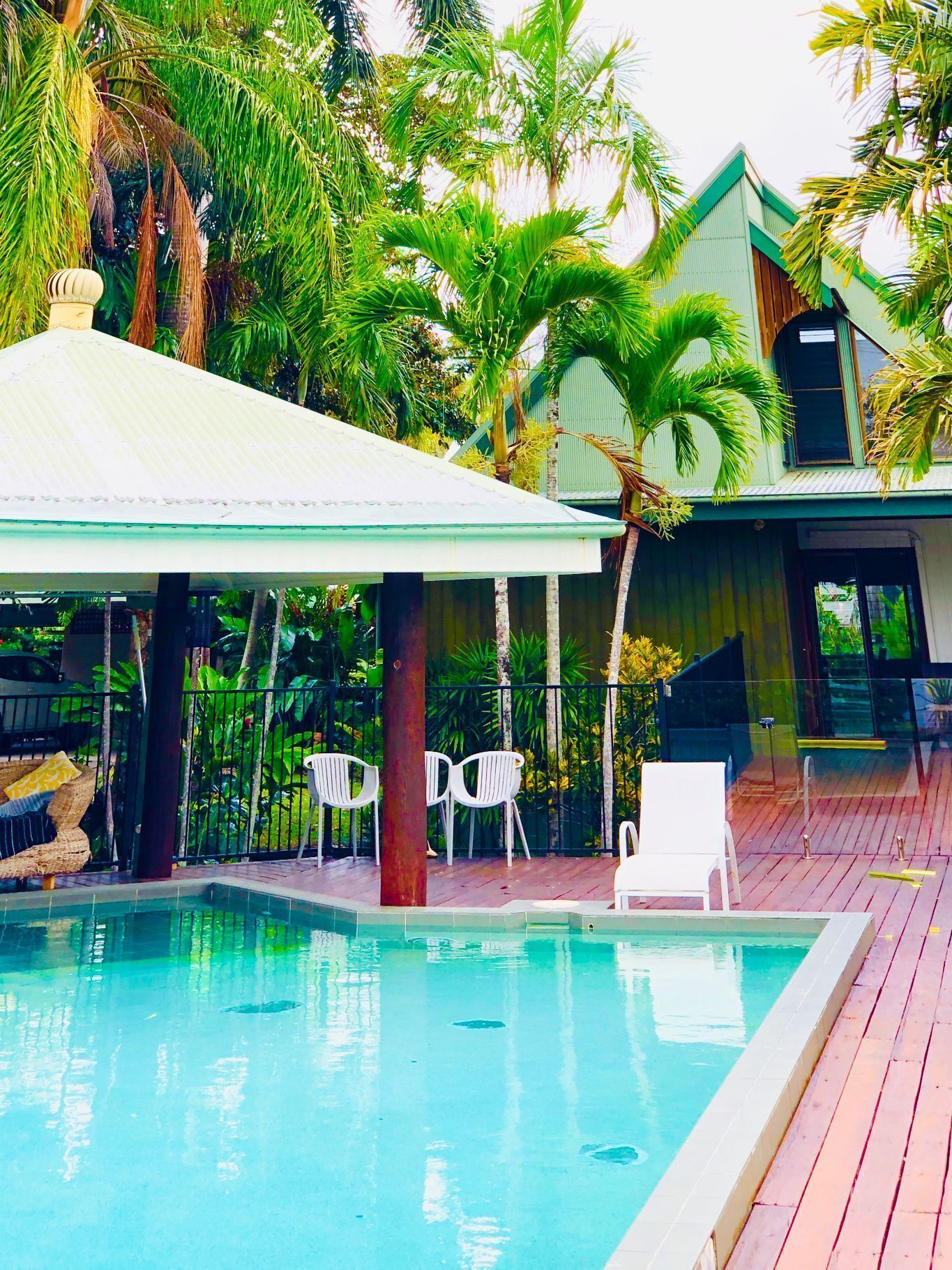 Resort Style Home in a Tropical Garden Close to City