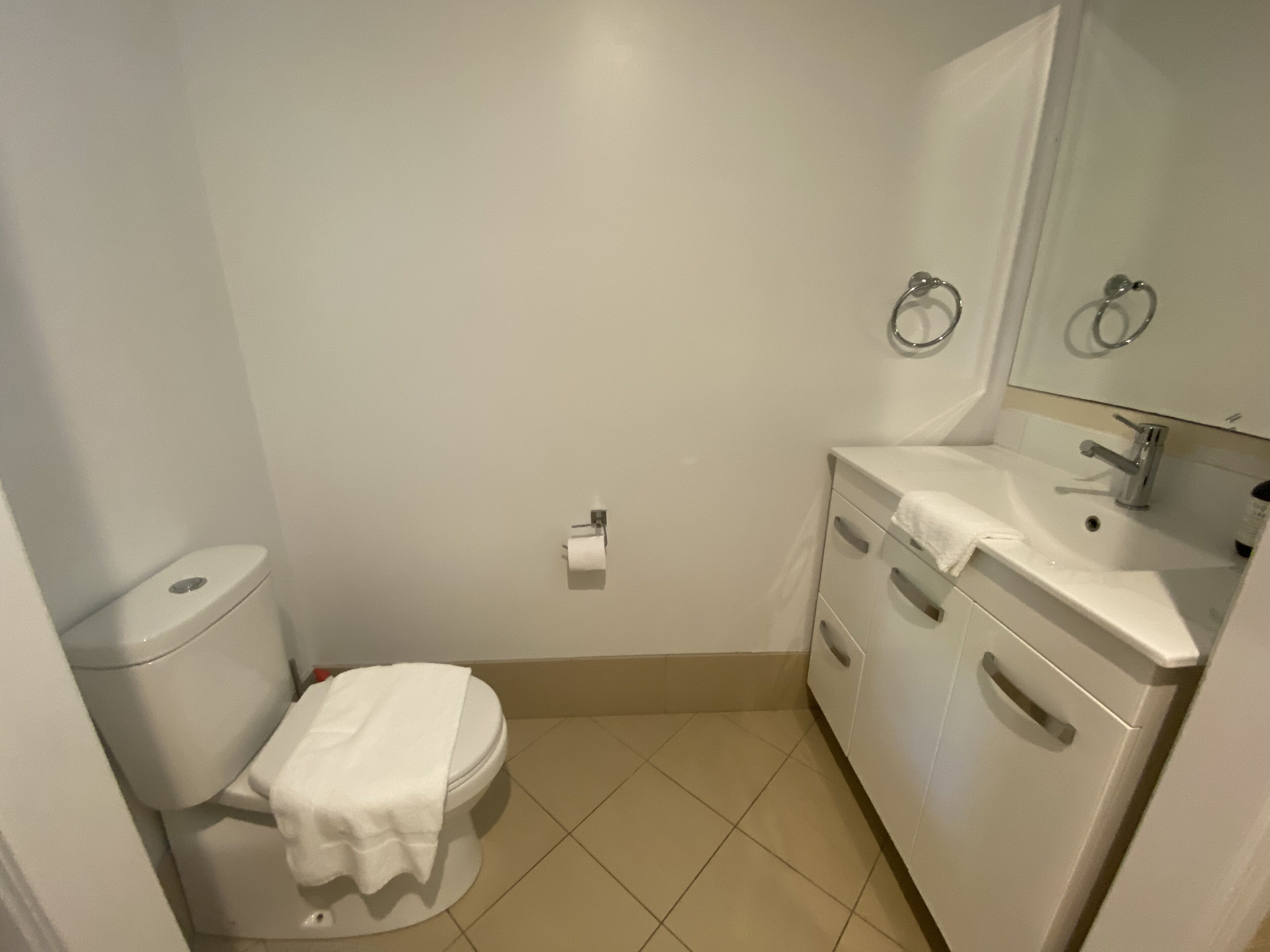 Resort Style Home in a Tropical Garden Close to City