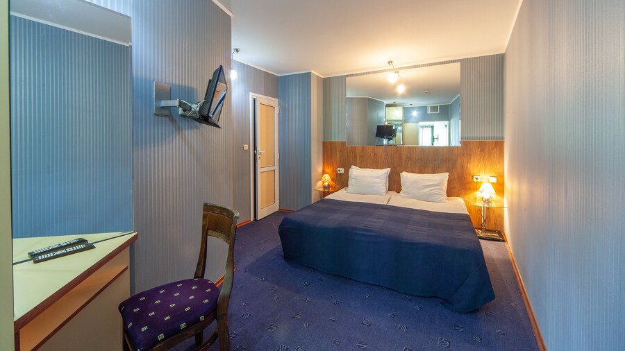 Hotel Elegans