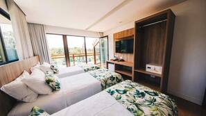 Frigobar, cofres nos quartos, Wi-Fi de cortesia, roupa de cama