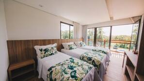 Frigobar, cofres nos quartos, Wi-Fi de cortesia, roupa de cama