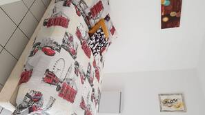 2 chambres, fer et planche à repasser, accès Internet, draps fournis