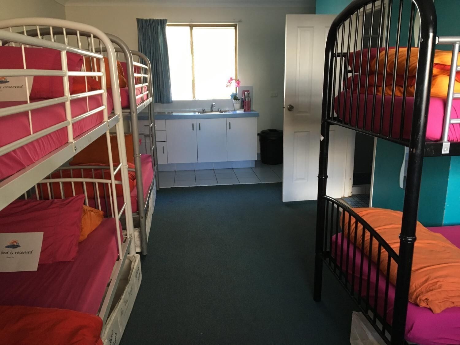 Maxmee Resort - Hostel