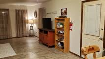 2 bedrooms, linens