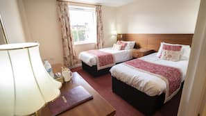 Iron/ironing board, free WiFi, linens