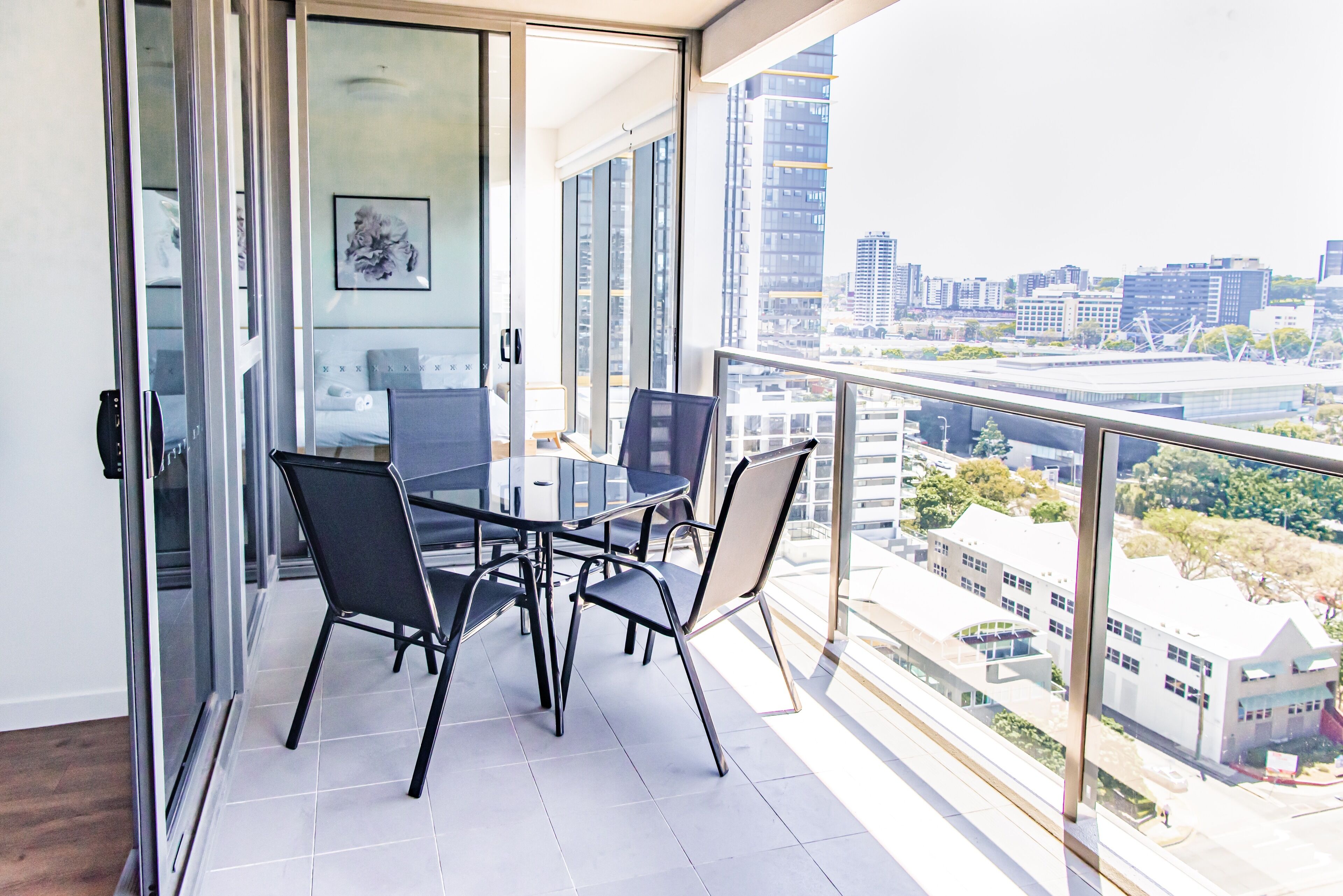Elegant Water Front 2 Bed Apt @south Bank