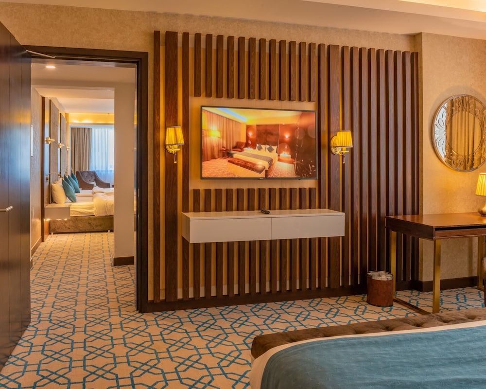 Foto - Royal Crown Hotel