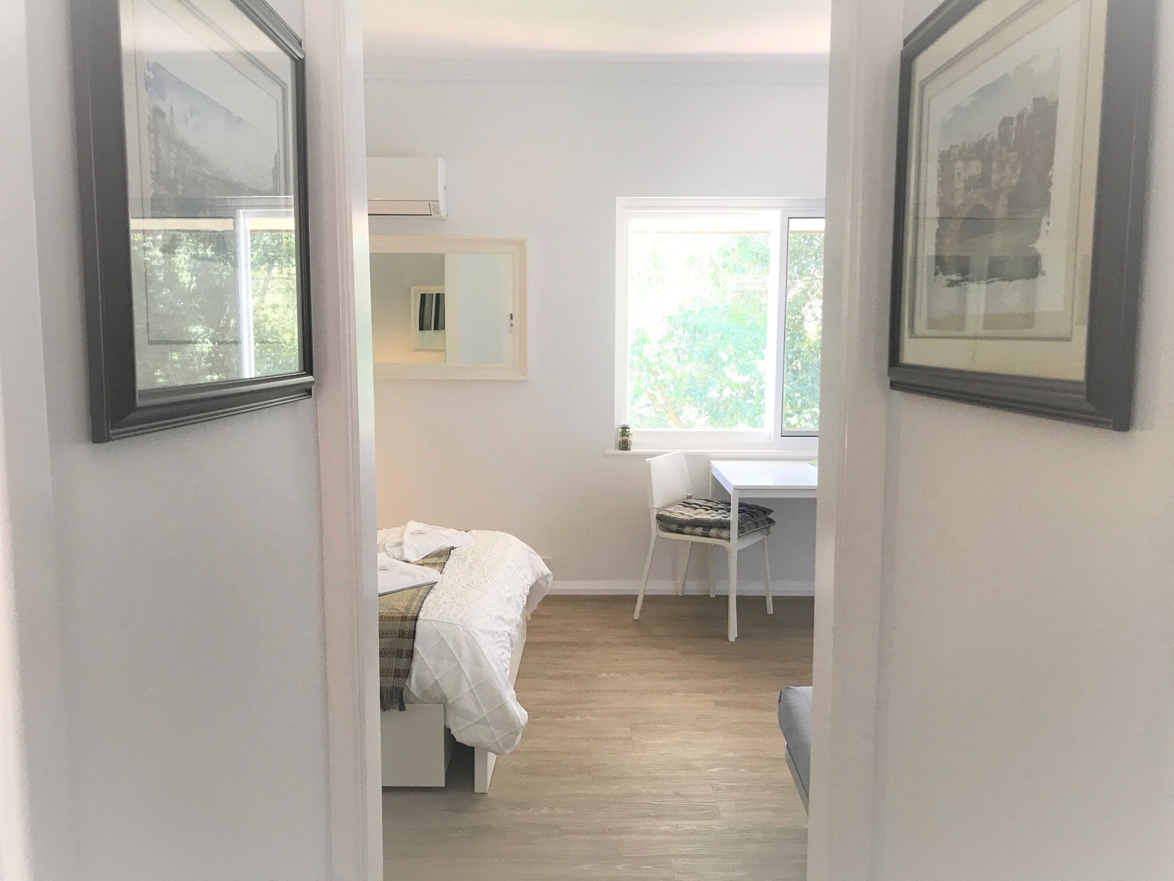 M207 Central Studio in Free Transit Bus Zone