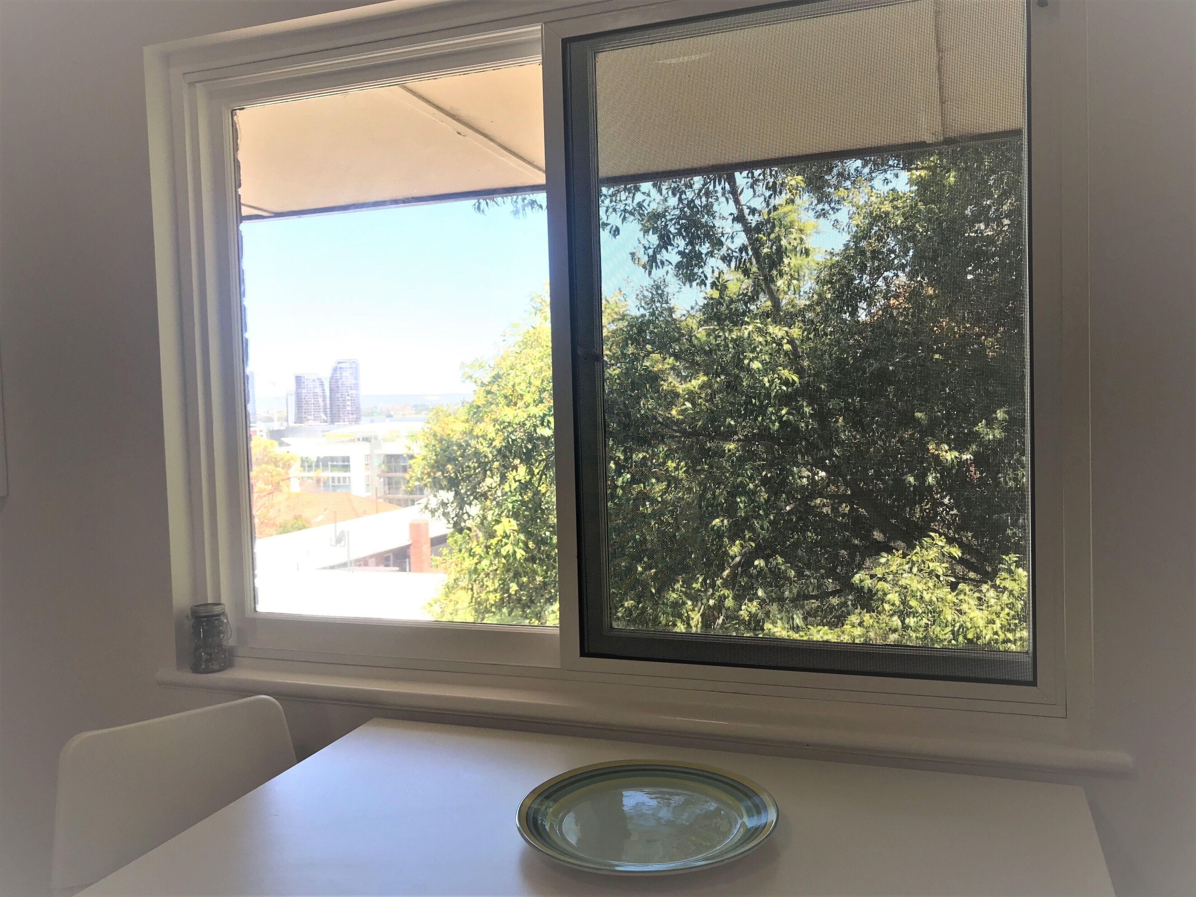 M207 Central Studio in Free Transit Bus Zone