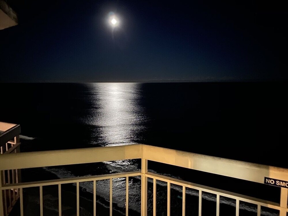 1108 Waters Edge Resort 1 Bedroom Condo