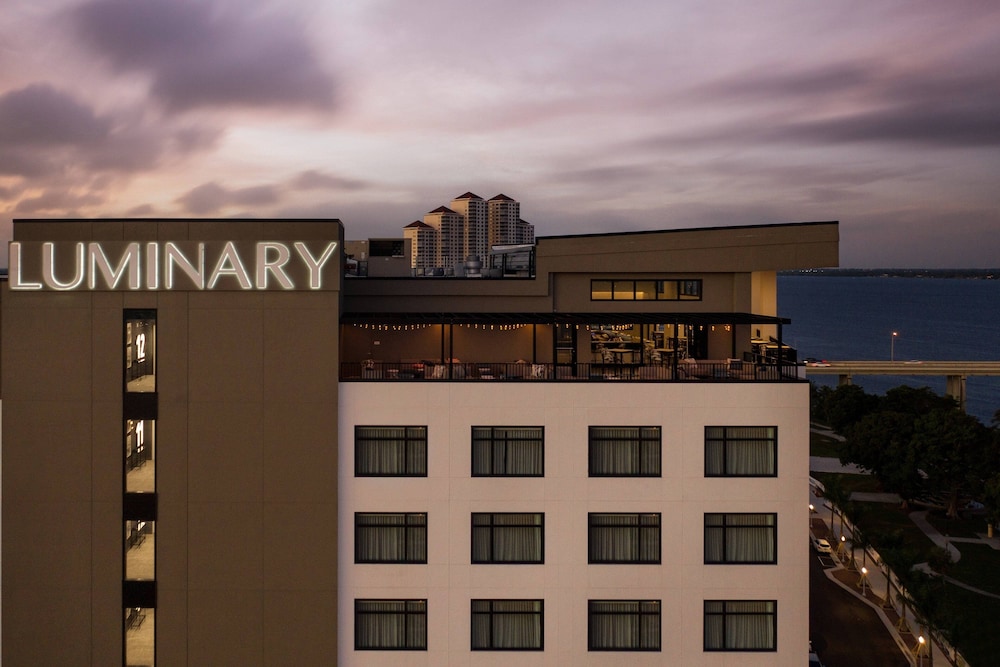 Luminary Hotel & Co., Autograph Collection in Fort Myers Best Rates