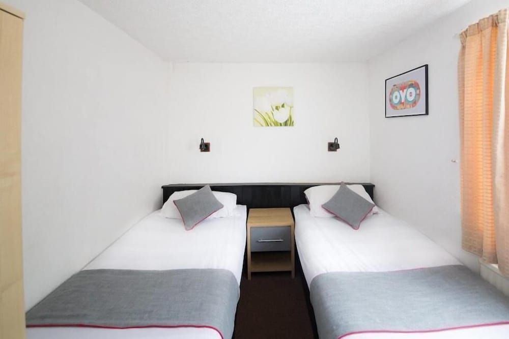 The Scarborough Hotel Skegness Reviews, Photos & Rates