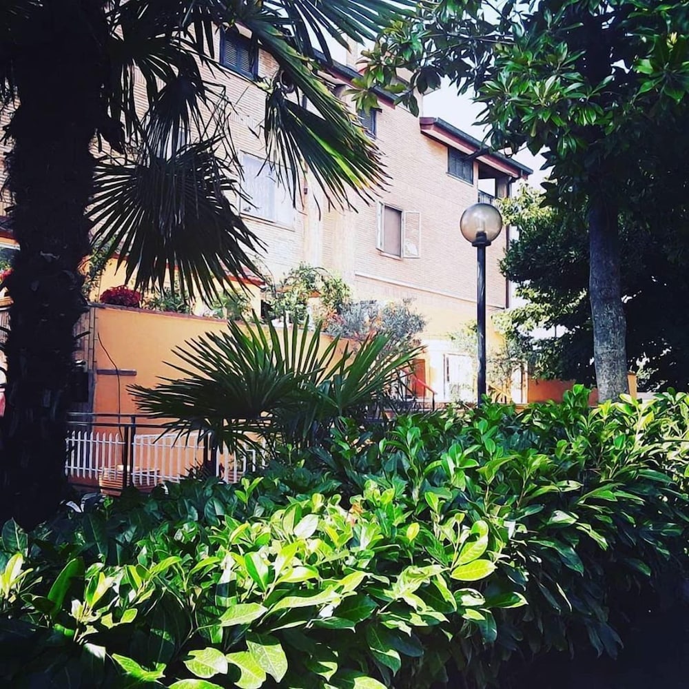 Il Nido d'Amore - Boutique Roma d'Autore