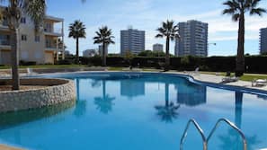 Seasonal outdoor pool