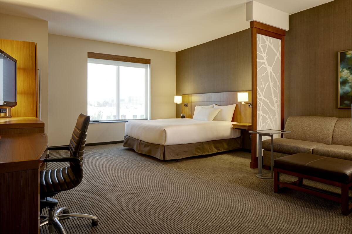 Hyatt Place Kelowna 2020 Pictures Reviews Prices Deals Expedia Ca