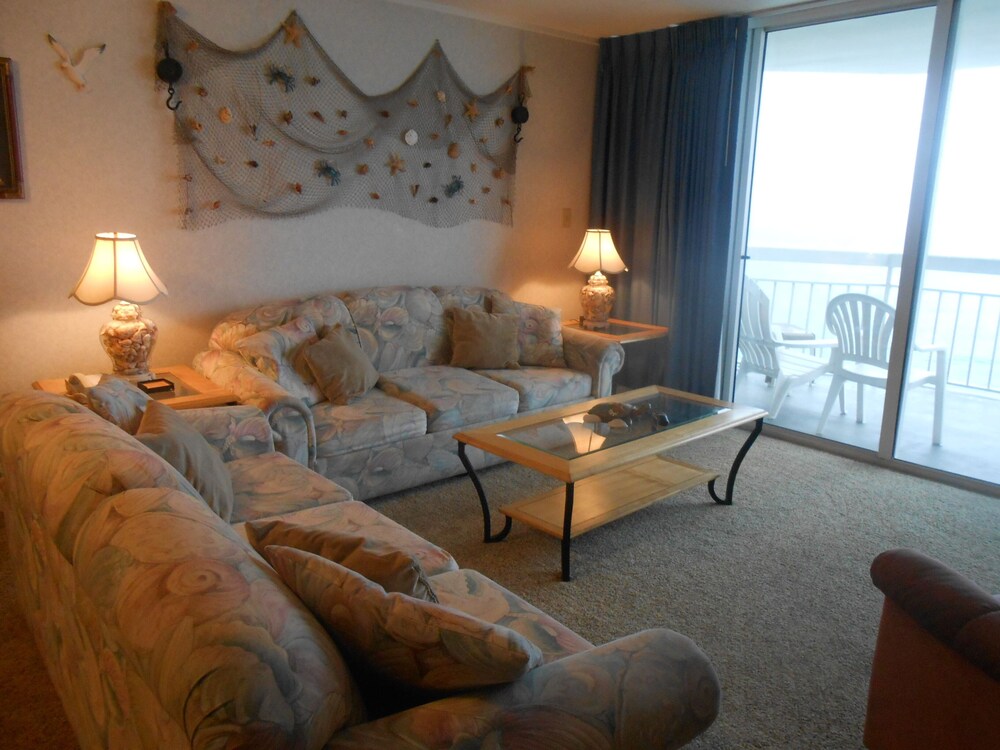 1411 Waters Edge Resort 2 Bedroom Condo