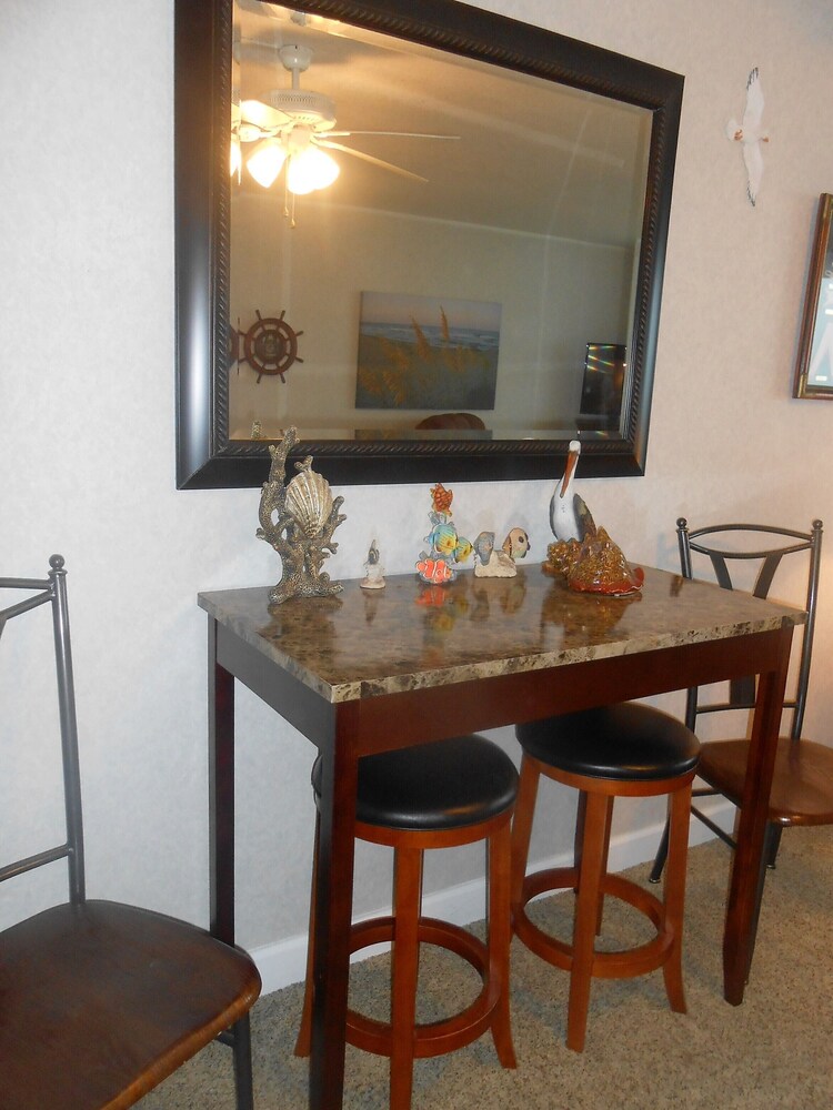 1411 Waters Edge Resort 2 Bedroom Condo