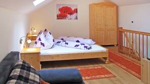 3 bedrooms, Internet