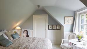 5 Schlafzimmer, Bügeleisen/Bügelbrett, Bettwäsche