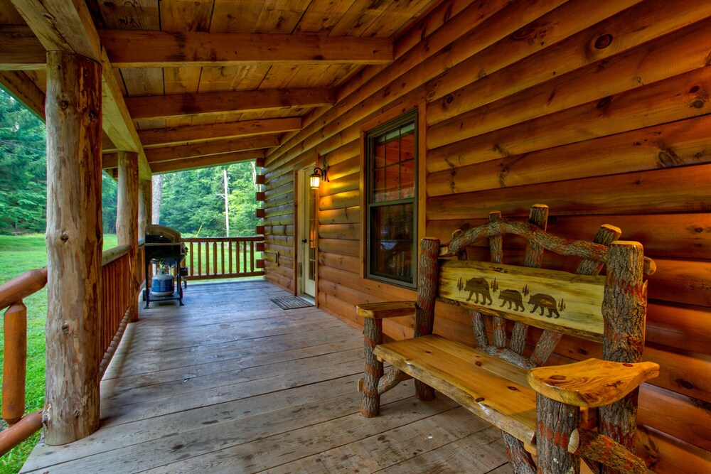 Bear Paw Lodge = Center Of Nature@God's Creation#Campfire+Fun&Trails