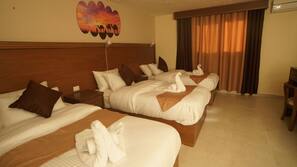 Minibar, desk, soundproofing, free WiFi