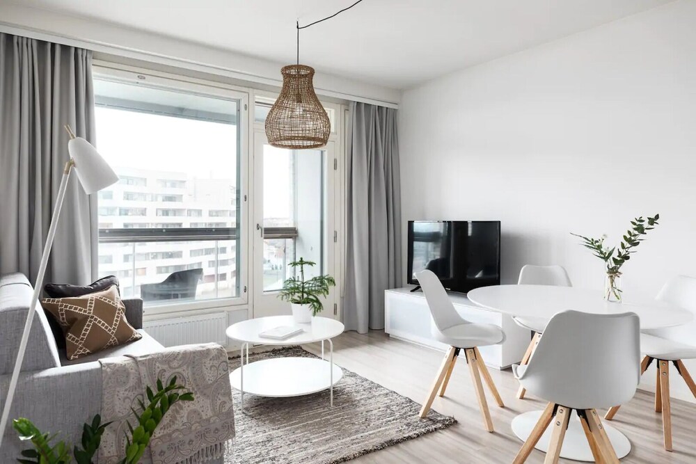 SleepWell next to West Terminal, Sauna, Parking 37 Helsinki Vrbo