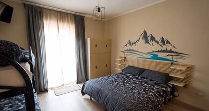 Snowake House